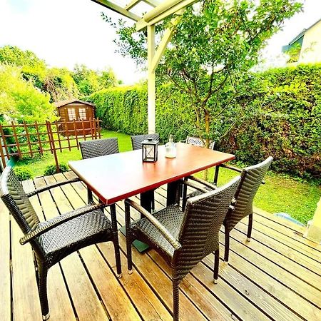 Schoene Wohnung Mit Eigenen Eingang Und Terrasse Gosseling Exteriör bild