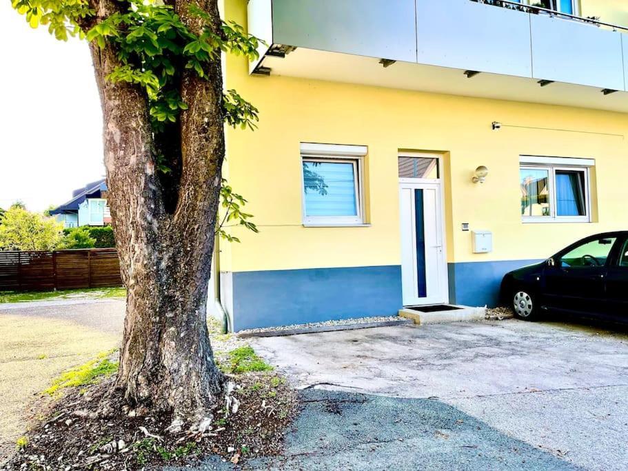 Schoene Wohnung Mit Eigenen Eingang Und Terrasse Gosseling Exteriör bild